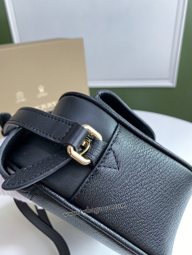 Burberry專門店新款搭扣包 巴寶莉粒紋皮革單肩斜挎女包 yxb1275